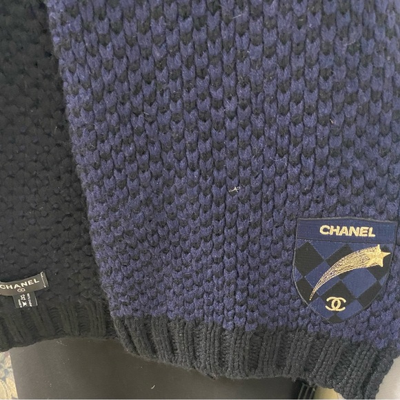 NWOT Chanel Navy Cashmere CC
Logo Shooting Star Scarf - Picture 9 of 16
